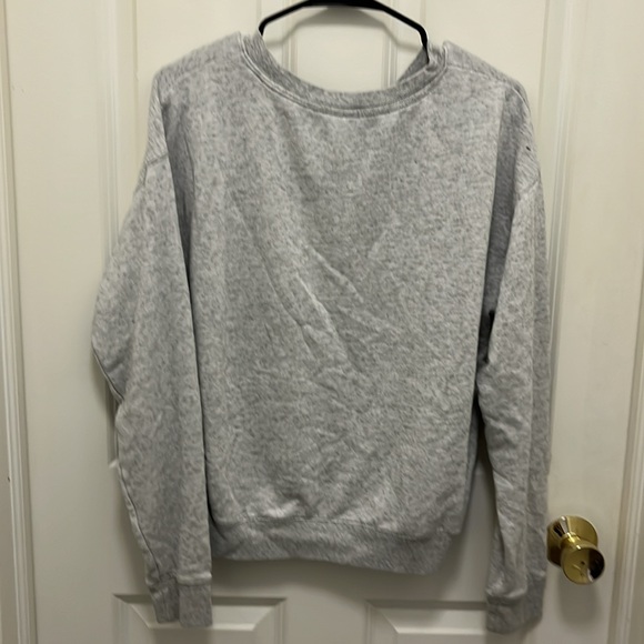 Sweatshirt - Picture 2 of 4